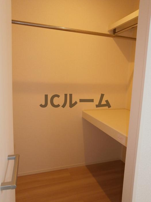 コントレイルの収納