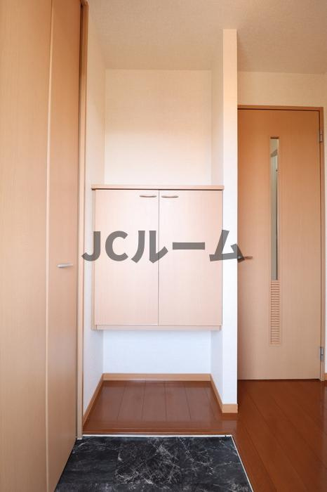 タウンコートながみねの玄関