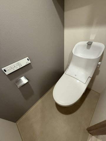 ユニハイム東住吉フォレストのトイレ|コンパクトで使いやすいトイレです