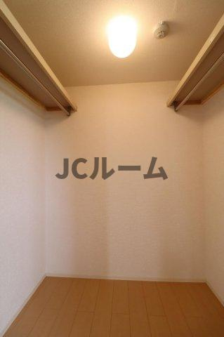 ハイツ９４３Ａの収納