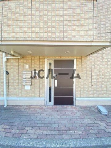 ハイツ９４３Ａのエントランス