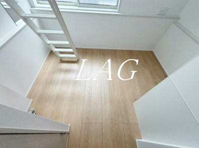 【居間・リビング】 | ティ・アーモフェザー | 洋室のお部屋です。