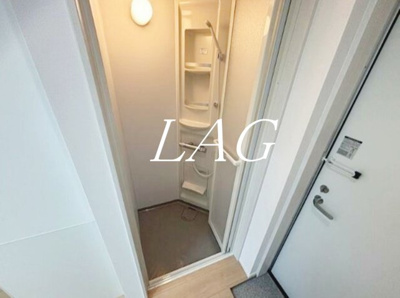 【浴室】 | ティ・アーモフェザー | シャワールームです。