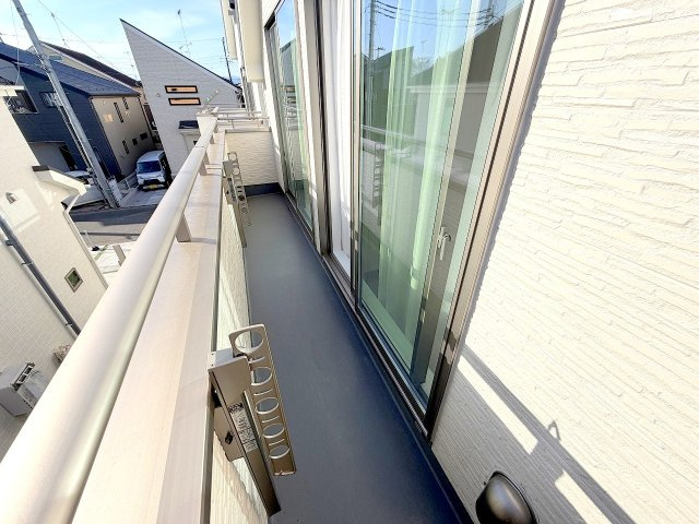 昭島市朝日町5丁目　新築分譲のバルコニー