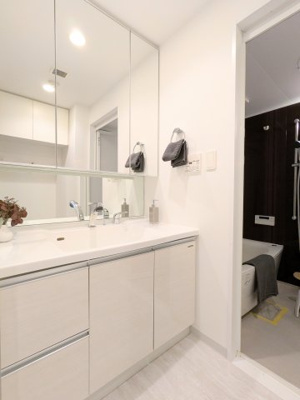 【独立洗面台】 | フォースター浅草EAST | ～洗面化粧室写真～