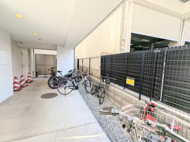 【駐輪場】 | フォースター浅草EAST | ～駐輪場 写真～