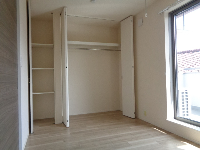 ＭＯＲＥ　ＣＡＬＤＯ　A棟の居間・リビング