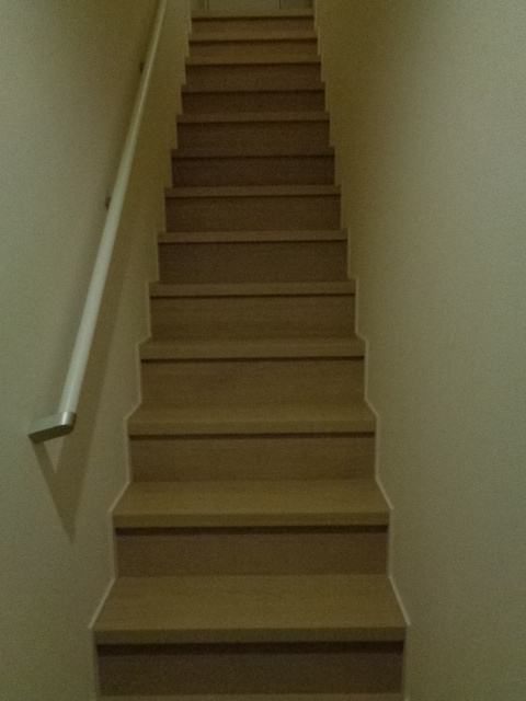 ＭＯＲＥ　ＣＡＬＤＯ　A棟の居間・リビング