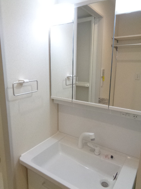 ＭＯＲＥ　ＣＡＬＤＯ　A棟の洗面所