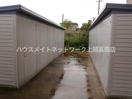 ハイツ９４３ Ａの設備|外部物置