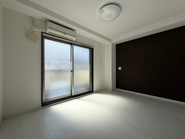 クレアーレ・カンノンの寝室