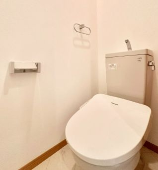 【トイレ】 | 北新宿3丁目貸家 | トイレです