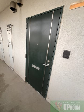 翠城Iの玄関