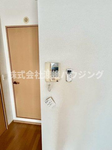 モノロカーレ江坂のセキュリティ