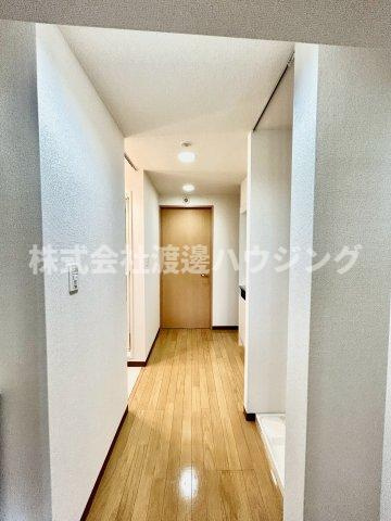 モノロカーレ江坂のその他|廊下