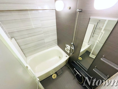 【浴室】 | プレサンスロジェ丸の内テラス | きれいなお風呂です