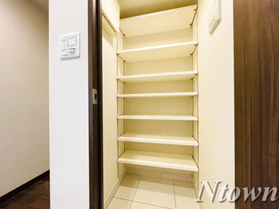 【収納】 | プレサンスロジェ丸の内テラス | 十分な収納スペースがあります