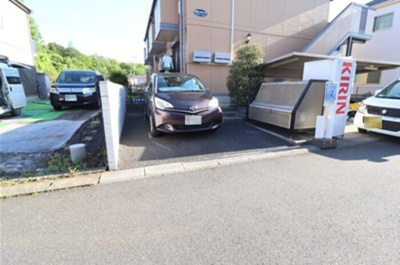 【駐車場】 | めぞん モナリエ | 駐車場