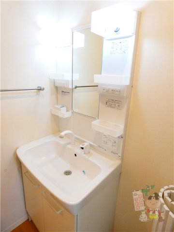 ティユール西市の洗面所