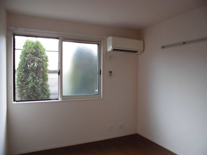 グリーンヴィラ ガーデンの寝室|洋室６．１帖