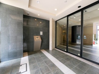 【エントランス】 | ルクレ難波