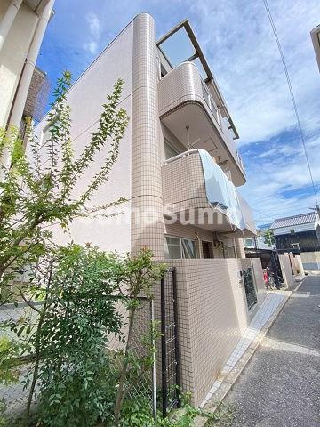 能勢マンションの外観