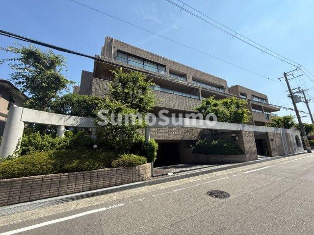 芦屋ロイヤルホームズ