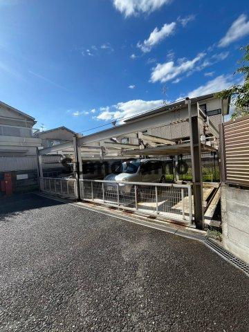 芦屋三木マンションの駐車場