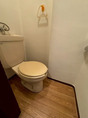 第二常盤台ハイツのトイレ|コンパクトで使いやすいトイレです