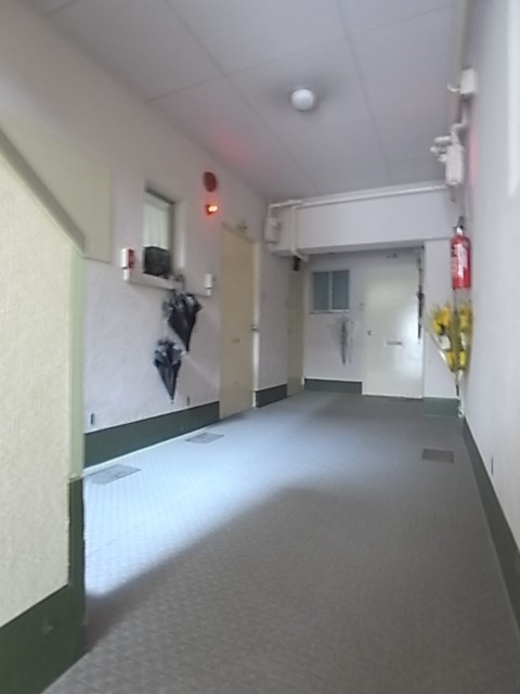 福家マンションのロビー