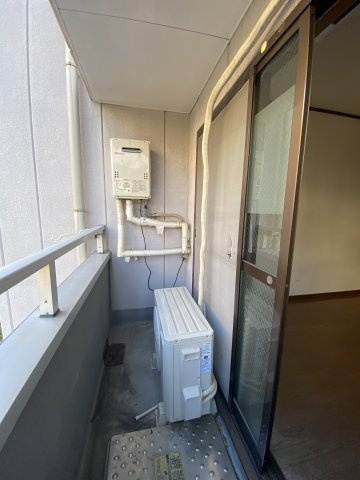 綱崎マンションのバルコニー