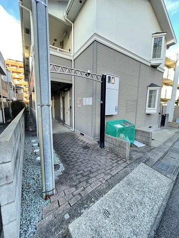 福来西宮北口のエントランス