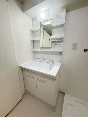 芦屋山ノ手アーバンライフの洗面所