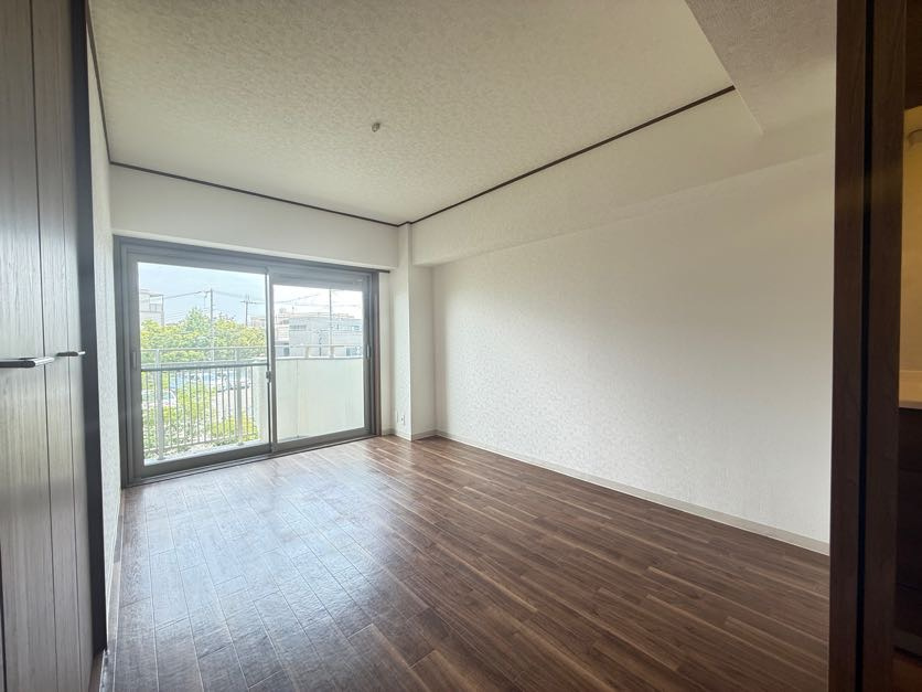 芦屋山ノ手アーバンライフの洋室