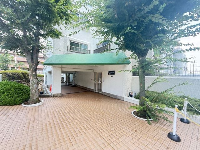 芦屋山ノ手アーバンライフのエントランス