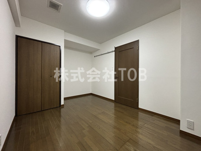 【洋室】 | ドゥ・エール | 洋室6.1帖②