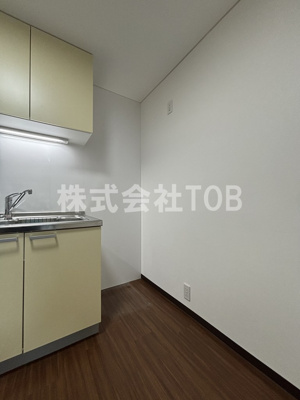 【その他】 | ドゥ・エール | 冷蔵庫置場