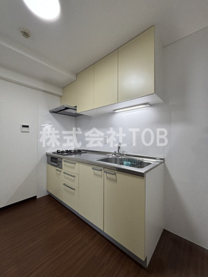 【キッチン】 | ドゥ・エール | ガス3口グリル付き