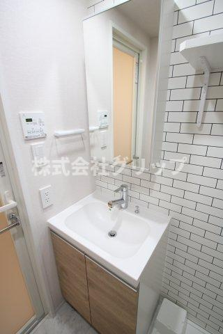 Le'a横濱和田町弐番館の独立洗面台