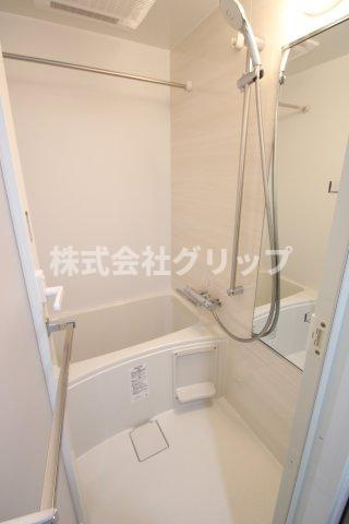 Le'a横濱和田町弐番館の浴室