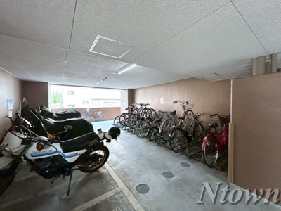 【ロビー】 | プレサンスSAKAEリバースタイル | ロビーです