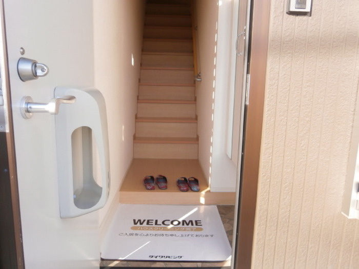 サウスユーコートの玄関|※別号室写真