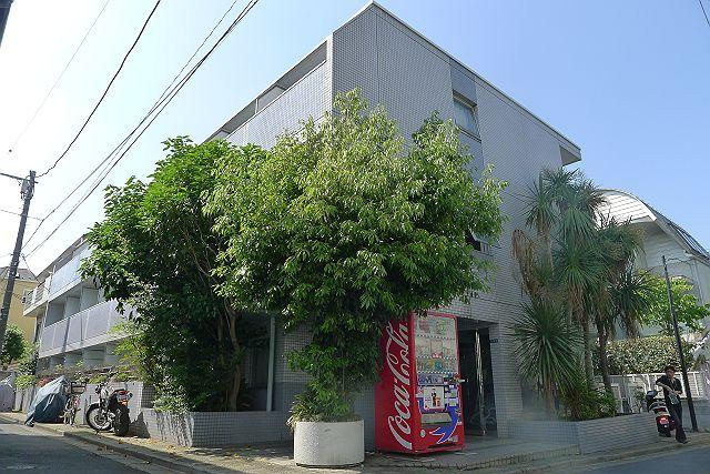 新宿区上落合3丁目のマンションの画像