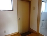 久保田アパートの玄関