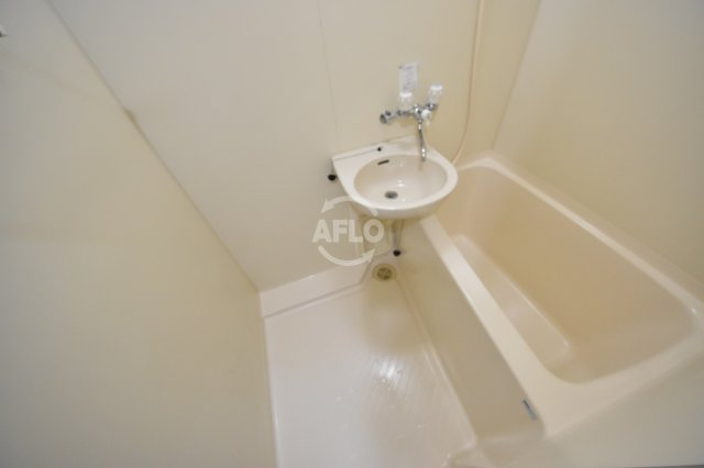 リーガル西天満の浴室|リーガル西天満　風呂