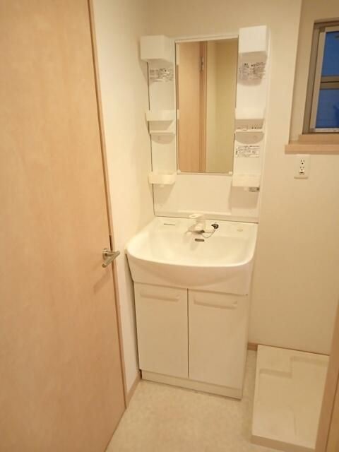 メゾンＹＫの洗面所