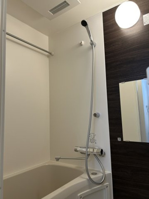 【浴室】 | Ｃｌａｓｓｏ春日部 | 落ち着いた空間のお風呂です