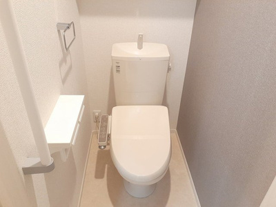 【トイレ】 | クオーレ | ゆったりとした空間のトイレです
