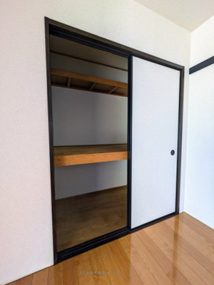 【設備】 | タウニィ豊後A | 日田の暑い夏にはエアコン
タウニィ豊後A棟202号室　2022/8/6撮影