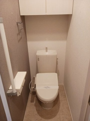 【トイレ】 | フラッツ・トライアングル | シンプルで使いやすいトイレです